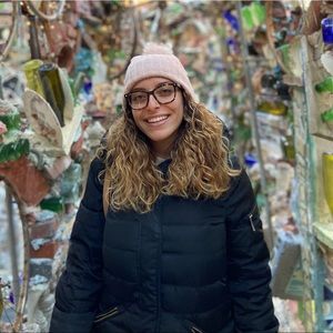 Meet your Posher, Alessandra